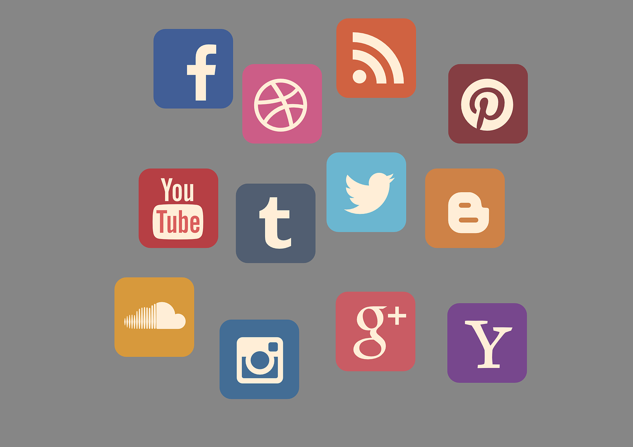 what social media platforms should i use for blogging